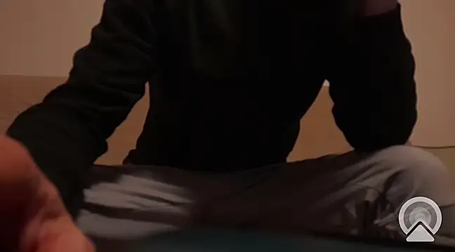 Snapshot of NATURALS2023 chatting on 02-25-25, 06:09 NATURALS2023 online show from 02-25-25, 06:09