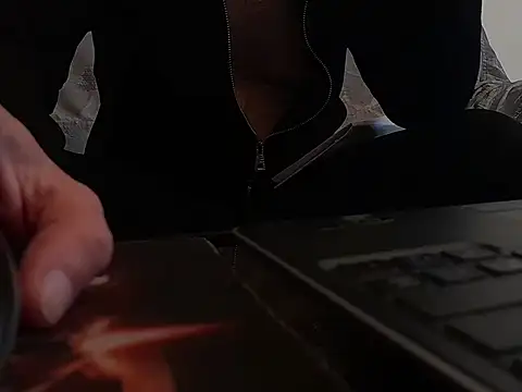 Snapshot of NATURALS2023 chatting on 03-30-26, 08:15 NATURALS2023 online show from 03-30-26, 08:15