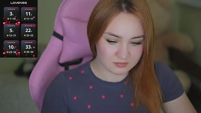 LovelyBell online show from 10-18-25, 05:10