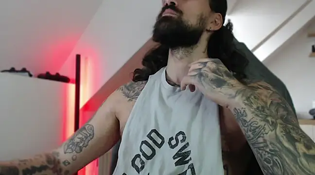 Snapshot of MateoHunk chatting on 12-03-24, 11:44 MateoHunk online show from 12-03-24, 11:44