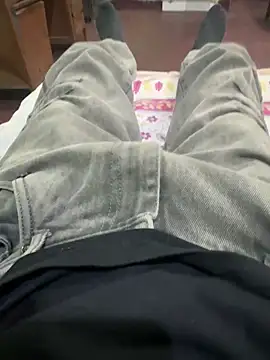 Snapshot of Big_dick_dog chatting on 03-23-26, 09:57 Big dick dog online show from 03-23-26, 09:57