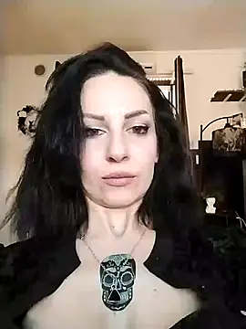 dahlia 82 online show from 07-13-26, 10:18