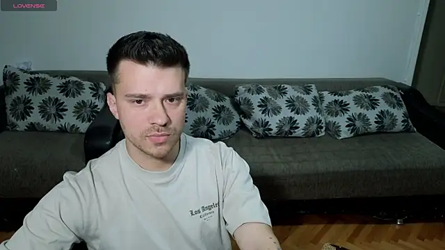 JohnnyStepBro online show from 04-28-26, 08:36