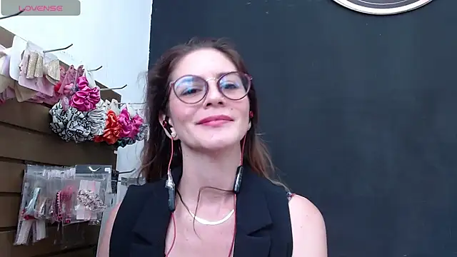 Snapshot of Hanny_24 chatting on 02-15-25, 03:28 Hanny 24 online show from 02-15-25, 03:28
