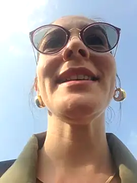 Snapshot of Hanny_24 chatting on 02-16-25, 01:49 Hanny 24 online show from 02-16-25, 01:49