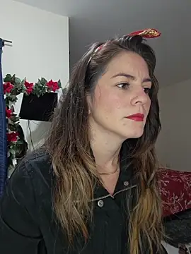 Snapshot of Hanny_24 chatting on 12-18-25, 11:27 Hanny 24 online show from 12-18-25, 11:27