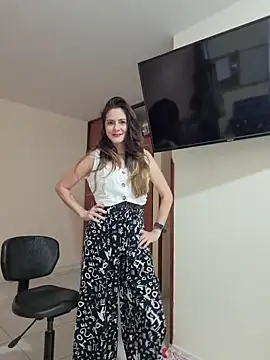 Snapshot of Hanny_24 chatting on 02-04-26, 08:25 Hanny 24 online show from 02-04-26, 08:25