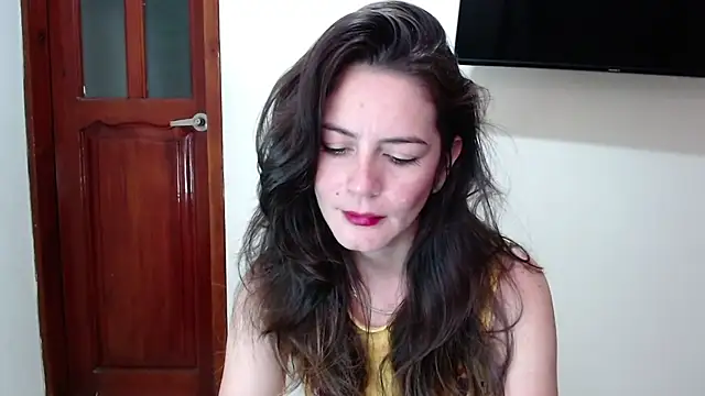 Snapshot of Hanny_24 chatting on 07-07-26, 12:31 Hanny 24 online show from 07-07-26, 12:31