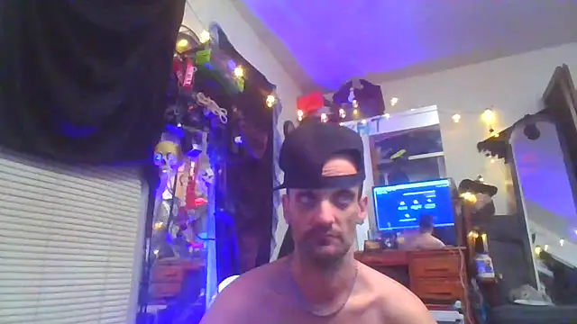 Snapshot of slinginbigD chatting on 01-17-25, 04:06 slinginbigD online show from 01-17-25, 04:06