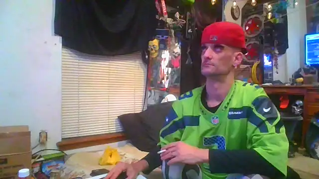 Snapshot of slinginbigD chatting on 01-26-25, 10:34 slinginbigD online show from 01-26-25, 10:34