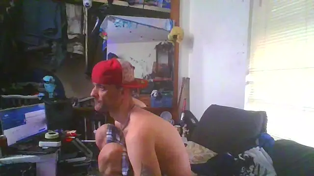 Snapshot of slinginbigD chatting on 02-12-25, 10:15 slinginbigD online show from 02-12-25, 10:15