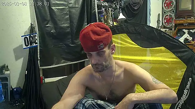 Snapshot of slinginbigD chatting on 03-08-25, 09:39 slinginbigD online show from 03-08-25, 09:39