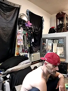 Snapshot of slinginbigD chatting on 09-21-25, 09:38 slinginbigD online show from 09-21-25, 09:38