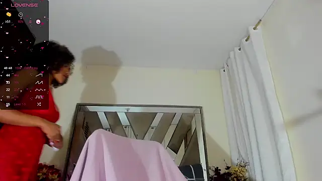 Snapshot of sara_williams01 chatting on 02-09-25, 04:18 sara williams01 online show from 02-09-25, 04:18