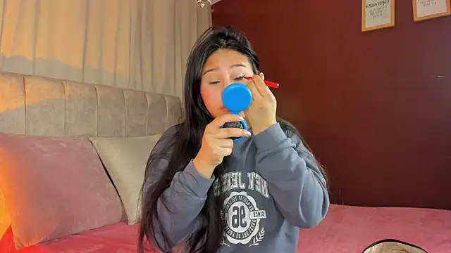 Little Ivy online show from 09-15-25, 07:14