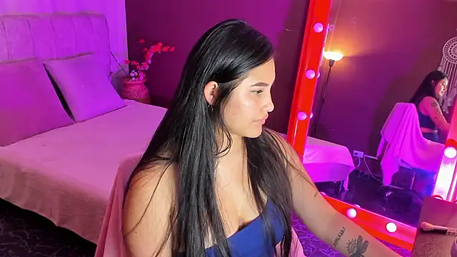 Little Ivy online show from 03-06-26, 07:10