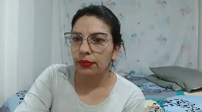 anybellucci43 online show from 03-22-25, 04:03