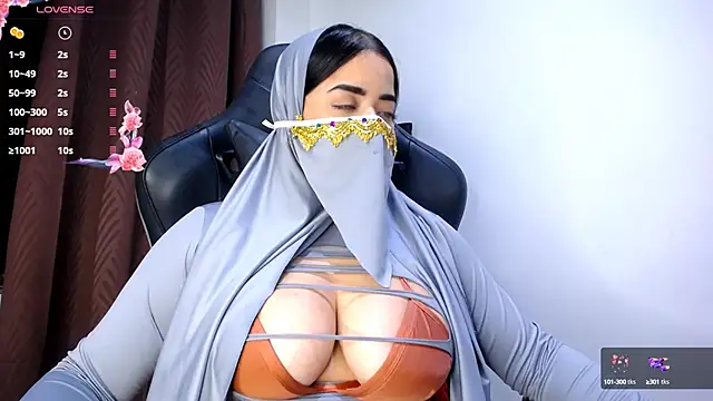 Snapshot of janna_isa chatting on 03-04-25, 01:55 janna isa online show from 03-04-25, 01:55