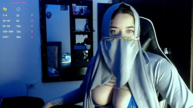 Snapshot of janna_isa chatting on 09-13-25, 12:10 janna isa online show from 09-13-25, 12:10