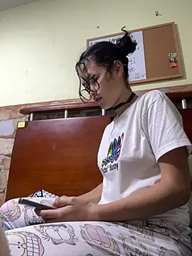 Snapshot of celesteguz chatting on 03-24-26, 02:49 celesteguz online show from 03-24-26, 02:49