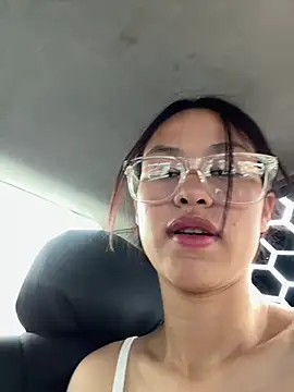 Snapshot of celesteguz chatting on 04-08-26, 01:11 celesteguz online show from 04-08-26, 01:11