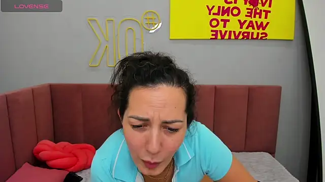 Linda Insatiable online show from 03-14-25, 07:37