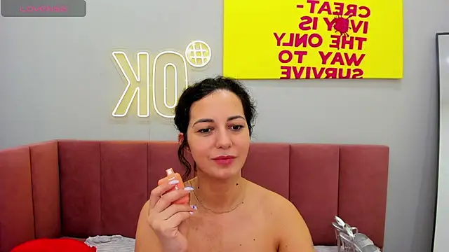 Linda Insatiable online show from 03-16-25, 07:37