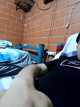 Snapshot of Neithan__23 chatting on 02-02-25, 07:30 Neithan 23 online show from 02-02-25, 07:30