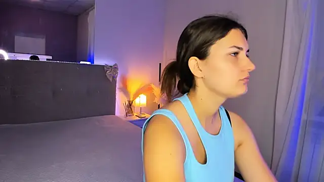 Laura Leee online show from 07-05-26, 05:03