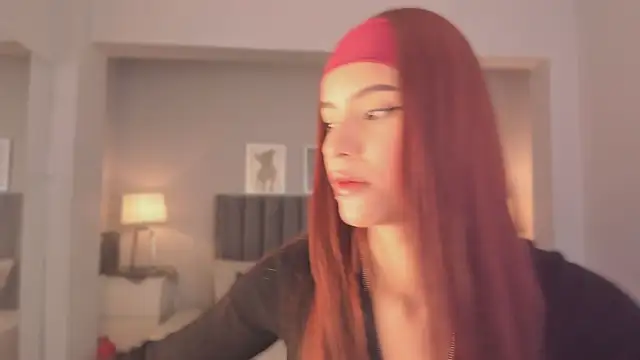 Madie  collins online show from 09-13-25, 09:53