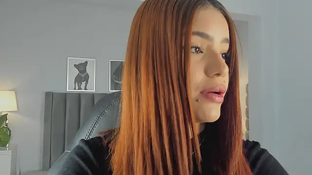 Madie  collins online show from 11-21-25, 11:31