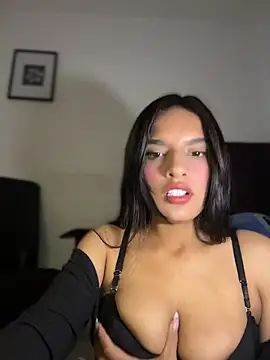 Snapshot of Dulceeany chatting on 07-30-26, 01:43 Dulceeany online show from 07-30-26, 01:43