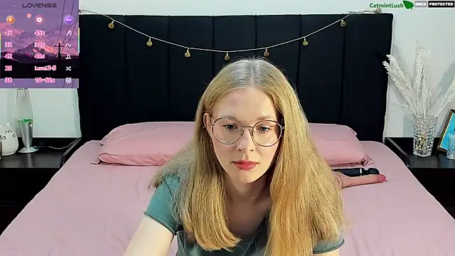 CatmintLush online show from 06-14-26, 11:29