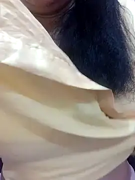 Snapshot of Urmila_bhabhii chatting on 02-10-25, 03:24 Urmila bhabhii online show from 02-10-25, 03:24