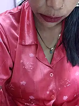 Snapshot of Urmila_bhabhii chatting on 03-17-25, 03:25 Urmila bhabhii online show from 03-17-25, 03:25
