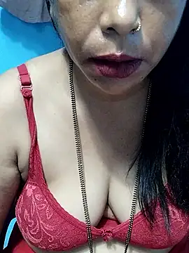 Snapshot of Urmila_bhabhii chatting on 09-21-25, 03:41 Urmila bhabhii online show from 09-21-25, 03:41