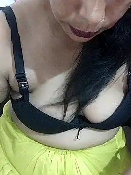 Urmila bhabhii online show from 08-03-26, 08:35