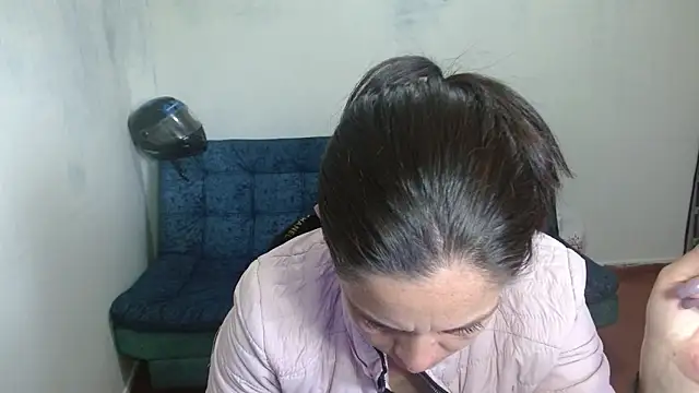 Snapshot of Marilyn_xxxx chatting on 10-30-25, 07:03 Marilyn xxxx online show from 10-30-25, 07:03