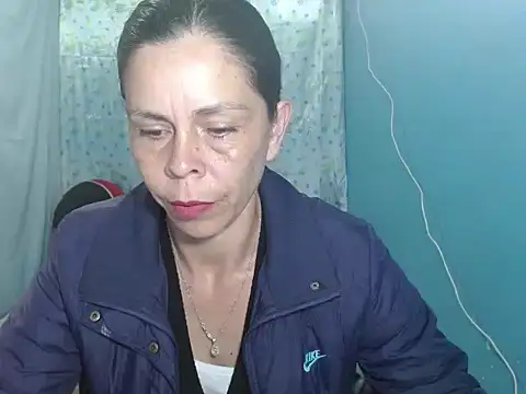 Snapshot of Marilyn_xxxx chatting on 02-03-26, 06:35 Marilyn xxxx online show from 02-03-26, 06:35