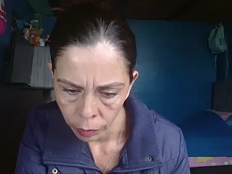 Snapshot of Marilyn_xxxx chatting on 02-11-26, 06:24 Marilyn xxxx online show from 02-11-26, 06:24