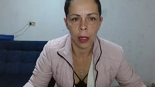 Snapshot of Marilyn_xxxx chatting on 07-27-26, 06:26 Marilyn xxxx online show from 07-27-26, 06:26