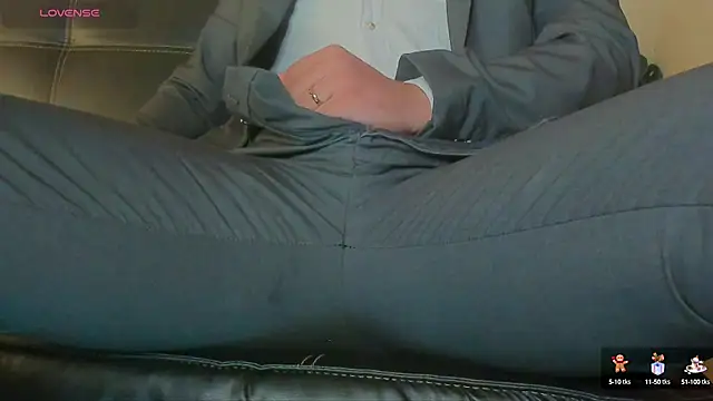 MrLonely02 online show from 12-24-24, 11:00