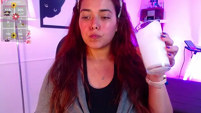 Snapshot of VictoriaMontero30000 chatting on 03-12-25, 04:08 VictoriaMontero30000 online show from 03-12-25, 04:08