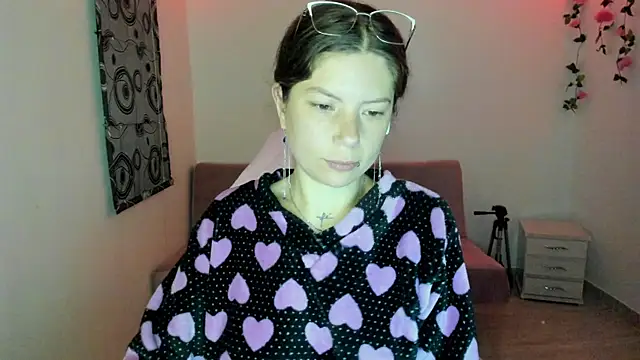 Snapshot of Susana_garcia_ chatting on 03-03-25, 12:48 Susana garcia online show from 03-03-25, 12:48