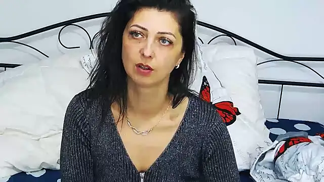 DivinSandra online show from 03-21-25, 09:45