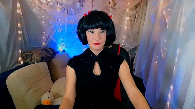 Snapshot of AgathaNoxe chatting on 09-18-25, 09:39 AgathaNoxe online show from 09-18-25, 09:39