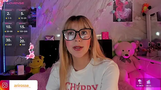 Snapshot of ariana_rosse__ chatting on 11-11-25, 03:34 ariana rosse online show from 11-11-25, 03:34