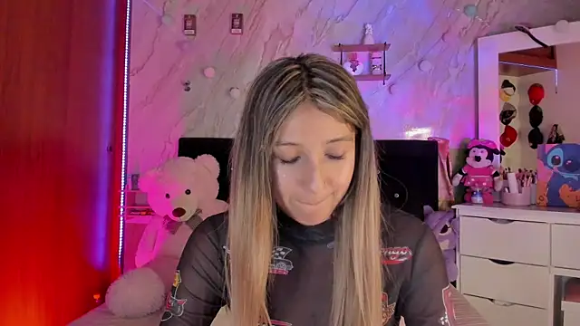 Snapshot of ariana_rosse__ chatting on 01-15-26, 02:49 ariana rosse online show from 01-15-26, 02:49