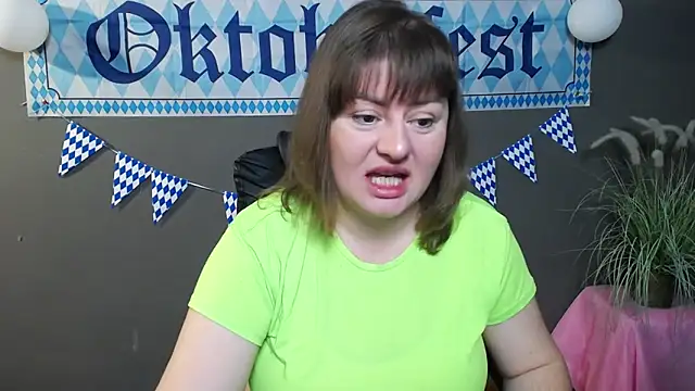 ZannaDreil online show from 10-09-25, 06:06