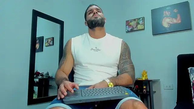 SamirHazard97 online show from 11-07-25, 09:48